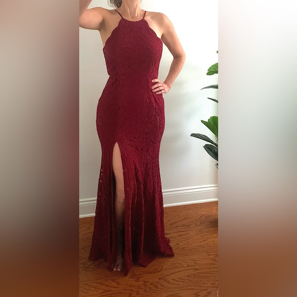 Lulu’s Splendor of Love Wine Red Lace Maxi Dress